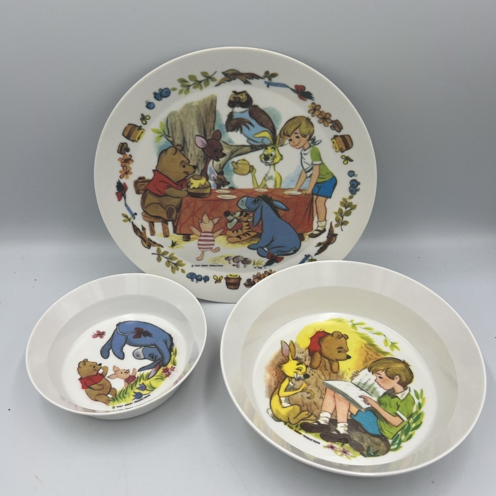 Vintage Winnie The Pooh 3 Piece Melamine Walt Disney Dish Set Plate 2 Bowls
